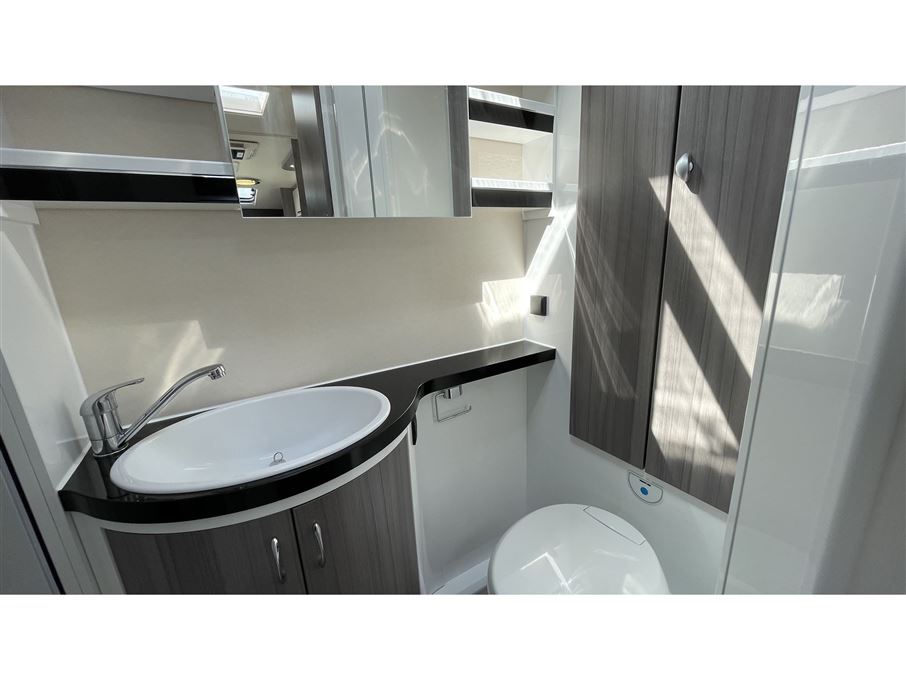 Hobby Optima On Tour T70 E